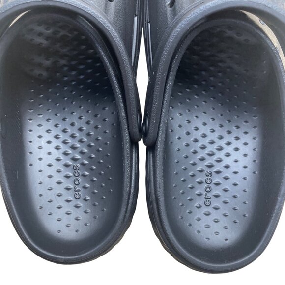 Crocs Women’s All Black Classic Slip-On Clog Sandals Size M7/W9 - Picture 7 of 7